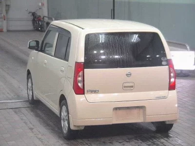 Nissan PINO