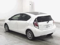 Toyota AQUA лот № 3094 оценка 4.5  с аукциона в Японии 1