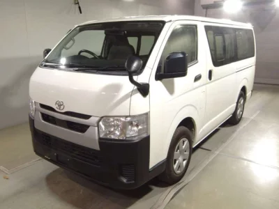 Toyota HIACE VAN  с аукциона в Японии