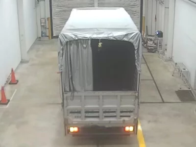 Isuzu ELF  с аукциона в Японии