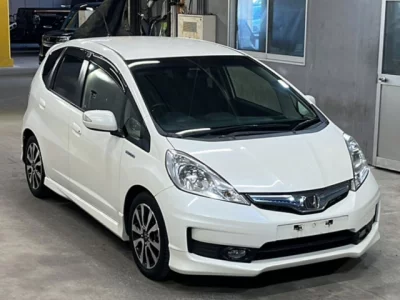 Honda FIT  с аукциона в Японии