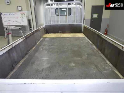 Hino DUTRO  с аукциона в Японии