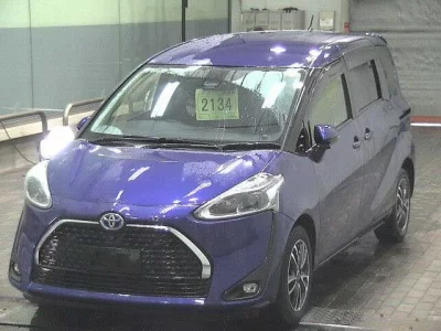 Toyota SIENTA  с аукциона в Японии