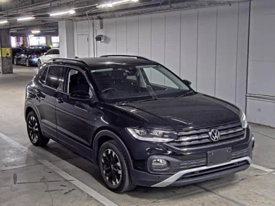 Volkswagen T-CROSS  с аукциона в Японии