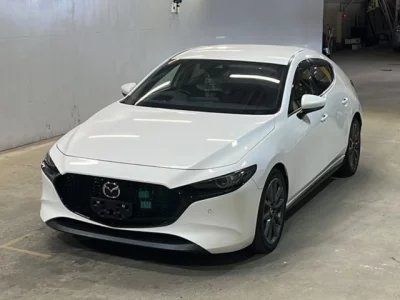 Mazda MAZDA3  с аукциона в Японии