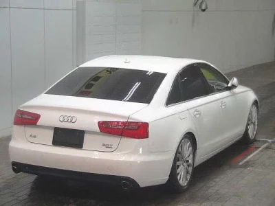 Audi A6  с аукциона в Японии
