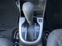 Honda FIT лот № 305 оценка 3.5  с аукциона в Японии 3