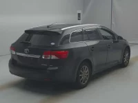 Toyota AVENSIS WAGON лот № 77142 оценка 4  с аукциона в Японии 1