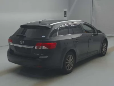 Toyota AVENSIS WAGON  с аукциона в Японии