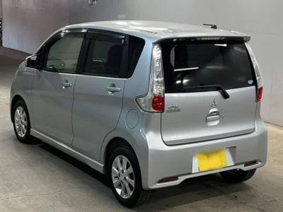 Mitsubishi EK CUSTOM