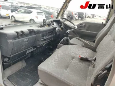 Isuzu ELF  с аукциона в Японии