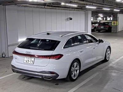 Audi A5  с аукциона в Японии