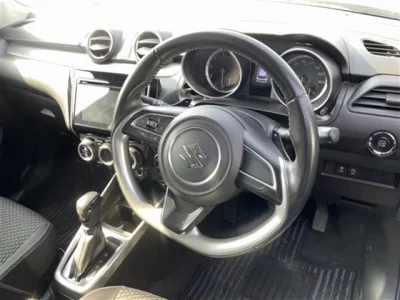 Suzuki SWIFT  с аукциона в Японии