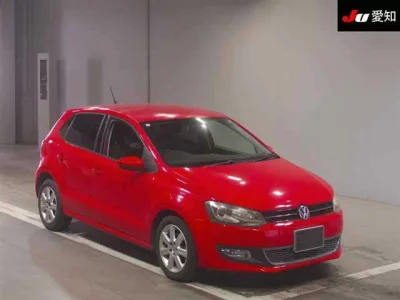 Volkswagen POLO  с аукциона в Японии