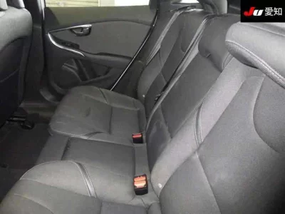 Volvo V40  с аукциона в Японии