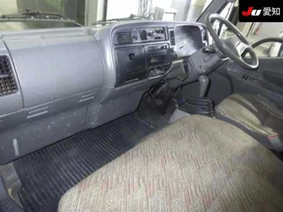 Mitsubishi CANTER  с аукциона в Японии