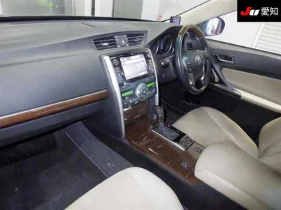 Toyota MARK X  с аукциона в Японии