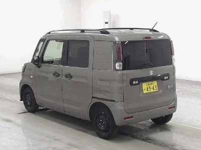Suzuki SPACIA BASE