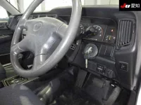 Toyota CROWN COMFORT лот № 30427 оценка 3.5  с аукциона в Японии 4