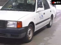 Toyota CROWN COMFORT лот № 30427 оценка 3.5  с аукциона в Японии 6