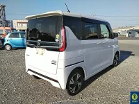 Nissan ROOX лот № 25 оценка 3.5  с аукциона в Японии 3