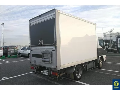 Nissan ATLAS  с аукциона в Японии