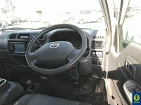 Mazda BONGO VAN лот № 87 оценка 4  с аукциона в Японии 4