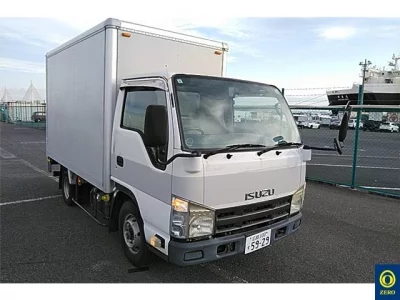 Isuzu ELF  с аукциона в Японии