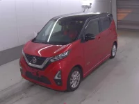 Nissan DAYZ лот № 3048 оценка 4  с аукциона в Японии 2