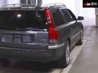Volvo V70 лот № 30479 оценка 4  с аукциона в Японии 7
