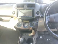 Toyota VANGUARD лот № 2176 оценка 4  с аукциона в Японии 4