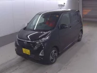 Nissan DAYZ лот № 3050 оценка 5  с аукциона в Японии 2