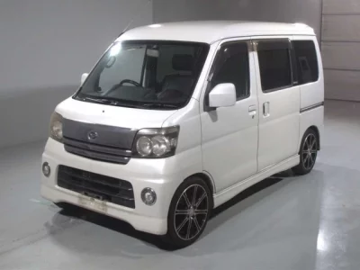 Daihatsu Atrai Wagon  с аукциона в Японии
