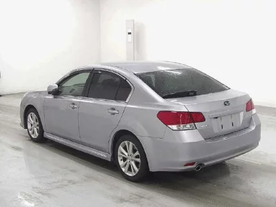 Subaru LEGACY B4  с аукциона в Японии