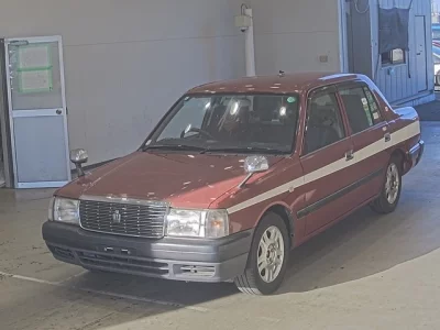 Toyota CROWN COMFORT  с аукциона в Японии