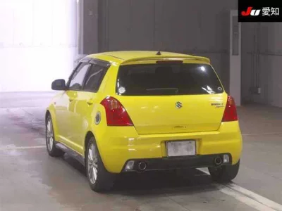 Suzuki SWIFT  с аукциона в Японии