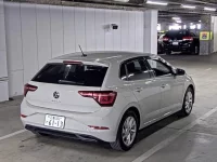 Volkswagen POLO лот № 9 оценка 4.5  с аукциона в Японии 1