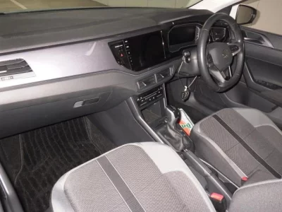 Volkswagen POLO  с аукциона в Японии