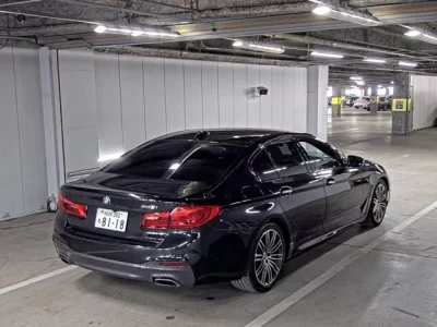 BMW 5-Series  с аукциона в Японии