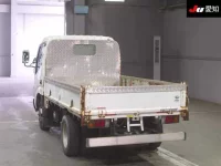 Toyota DYNA лот № 7083 оценка 3.5  с аукциона в Японии 1