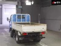 Toyota DYNA лот № 7085 оценка 3.5  с аукциона в Японии 1