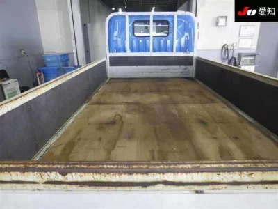 Toyota DYNA  с аукциона в Японии