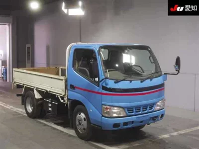 Toyota DYNA  с аукциона в Японии