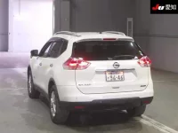 Nissan X-TRAIL лот № 30494 оценка 3  с аукциона в Японии 1