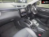 Nissan X-TRAIL лот № 30494 оценка 3  с аукциона в Японии 2