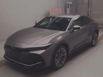 Toyota CROWN CROSSOVER  с аукциона в Японии