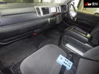 Toyota HIACE лот № 4183 оценка 3.5  с аукциона в Японии 2