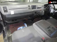 Toyota HIACE VAN лот № 7089 оценка 3  с аукциона в Японии 2