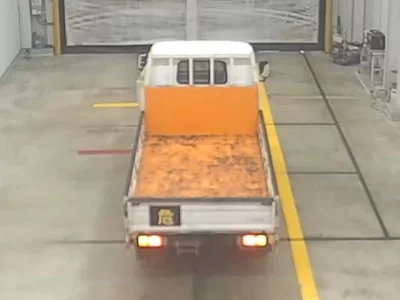 Mazda TITAN  с аукциона в Японии