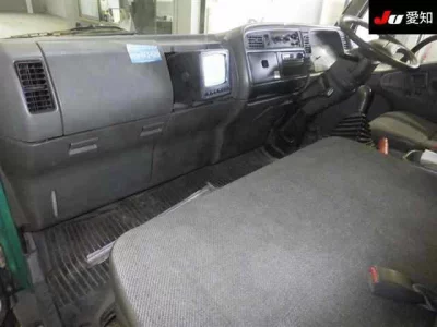 Mitsubishi FUSO TRUCK  с аукциона в Японии